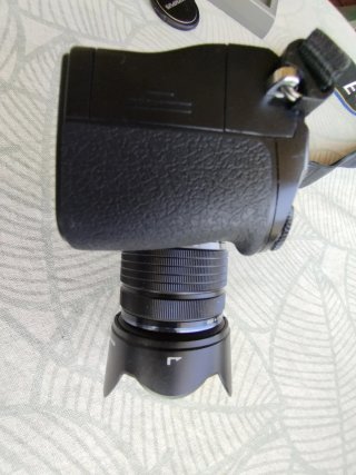 Olympus OMD E-M1, objetivo y extras