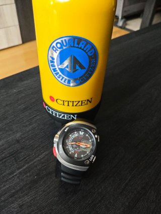 Citizen Aqualand Titanio Eco-Drive