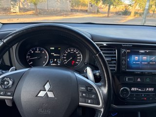 Mitsubishi Outlander 2015