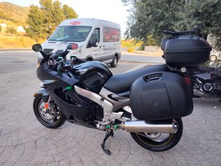 Kawasaki ZZR 1200 Negra