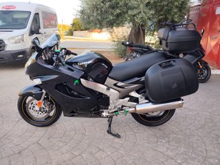 Kawasaki ZZR 1200 Negra