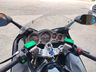 Kawasaki ZZR 1200 Negra
