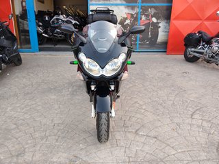 Kawasaki ZZR 1200 Negra