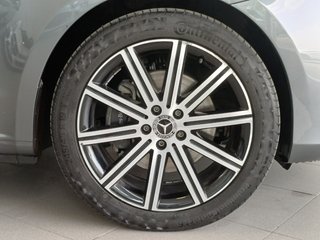 Mercedes-Benz Clase V 300 D-2023