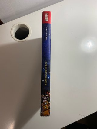 EL GUANTELETE DEL INFINITO
