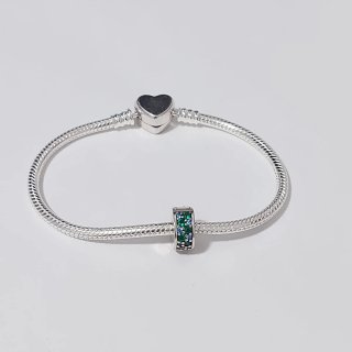 Pulsera Pandora Corazón y Charm