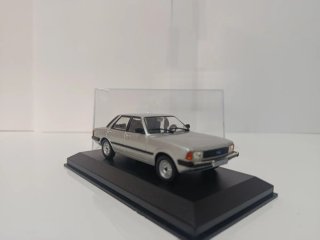 Ford Taunus (1981) Coche Colección