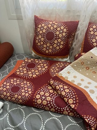 2 Colchas y 2 Cojines Decorativos