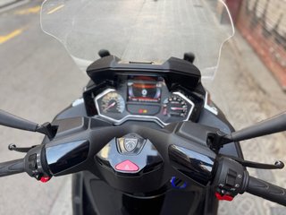 Peugeot 400 Trike Marrón/Gris