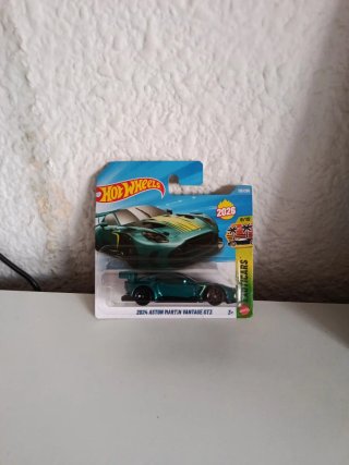 Hotwheels 2024 Aston Martin Vantage GT3
