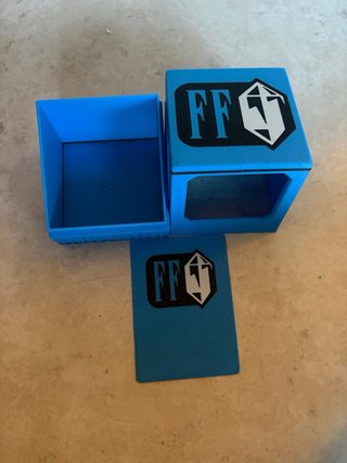 Caja de mazo Final Fantasy azul