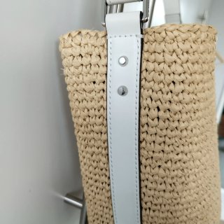 Bolso Michael Kors Rafia beige y ecopiel Blanca