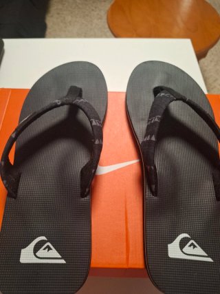 Chanclas Quiksilver Talla 45-46 Negras