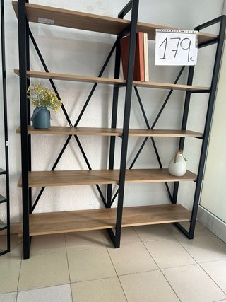 Estantería Metálica y Madera