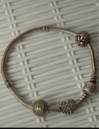 Bracciale Pandora Argento con Charm