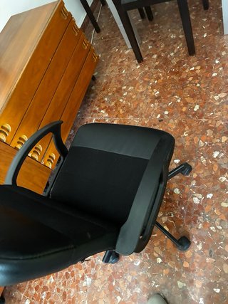 Silla de estudio negra