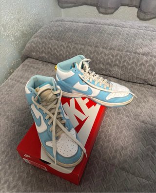 Nike Dunk High Azules y Blancas