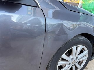 Renault Latitude 2011
