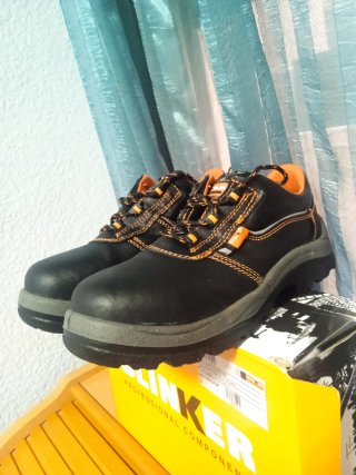 Talla 38.Zapatos de seguridad BLINKER piel.