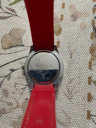 Reloj Parfois Digital Rojo y Plateado