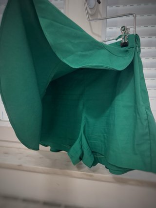 Falda pantalón Zara verde Talla L