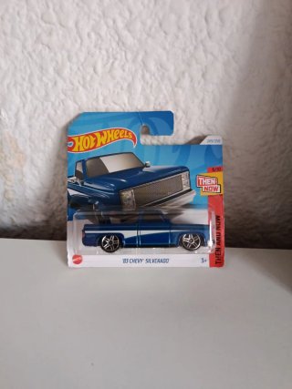 Hot Wheels '83 Chevy Silverado