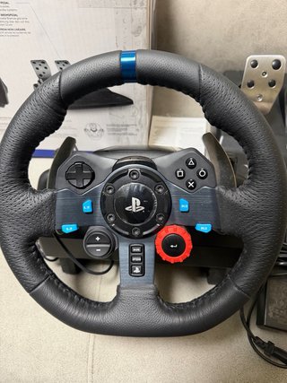 Volante Logitech G29 + Pedales + Gran Turismo 7