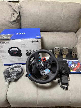 Volante Logitech G29 + Pedales + Gran Turismo 7