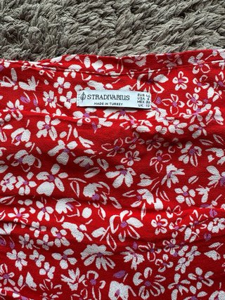 Falda pantalón roja flores talla 40