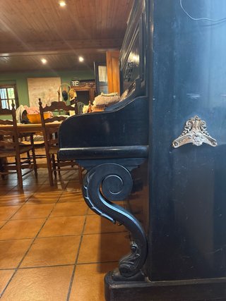 Piano antiguo COROMINAS Y RIERA