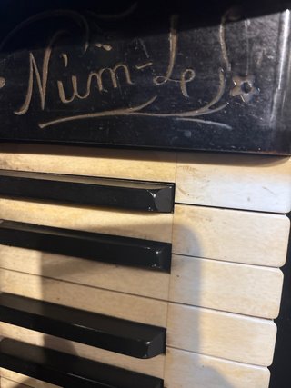 Piano antiguo COROMINAS Y RIERA