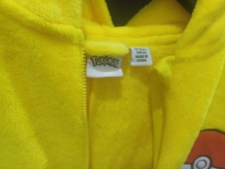 Pijama Pikachu Primark Talla M