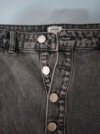 Minifalda vaquera gris botones