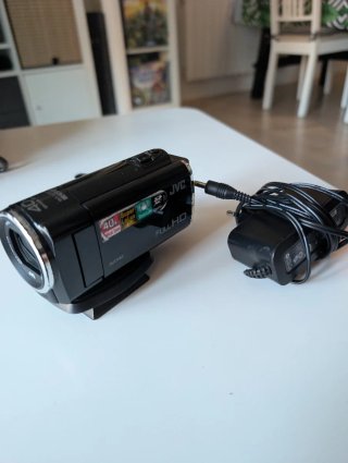 Videocámara JVC Full HD Negra