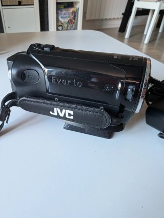 Videocámara JVC Full HD Negra