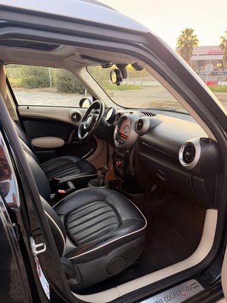 MINI Countryman 2011