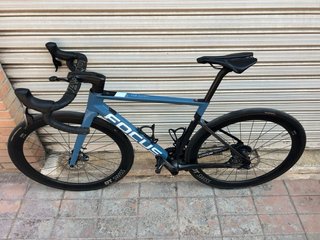 Bicicleta Carretera Focus Izalco 9.7