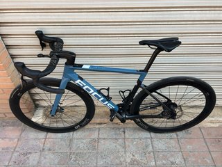 Bicicleta Carretera Focus Izalco 9.7