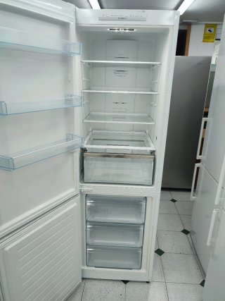 Nevera marca Bosch 186/60cm A++ con garantía envío