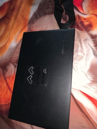 Lenovo B590 Portátil
