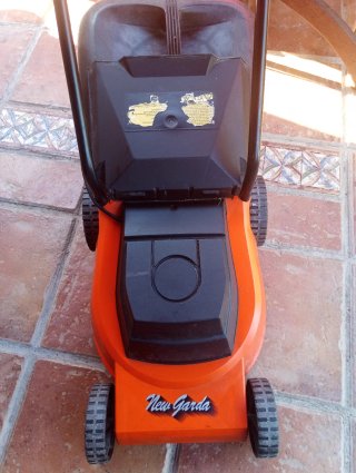 Cortacésped New Garda Naranja