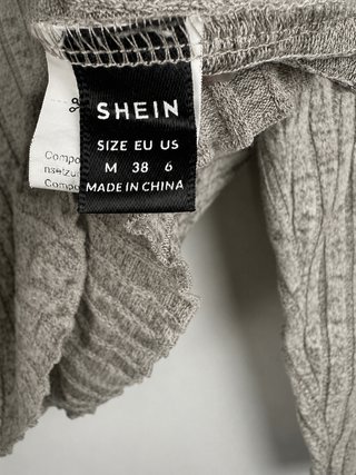 Top corto gris jaspeado SHEIN Talla M