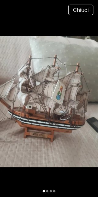 Modellino Nave Amerigo Vespucci