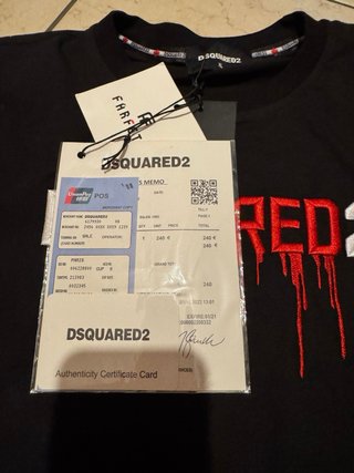 T-shirt Dsquared2 nera con ricamo
