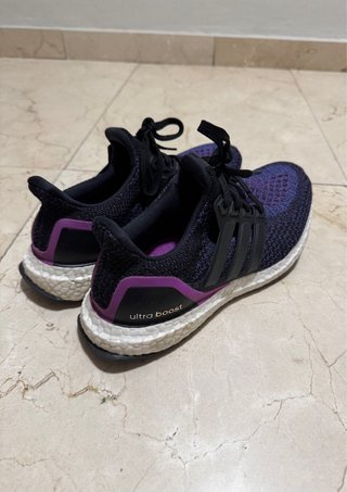 Adidas UltraBoost Mujer Talla 40 (8 US, 6.5 UK)