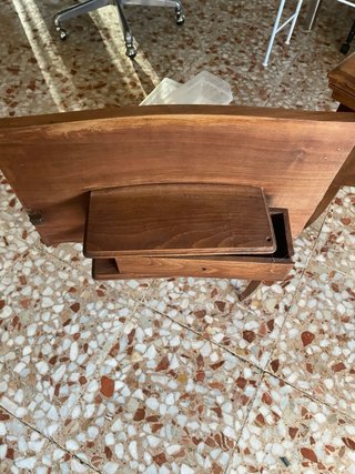 Mueble para máquina de coser de madera