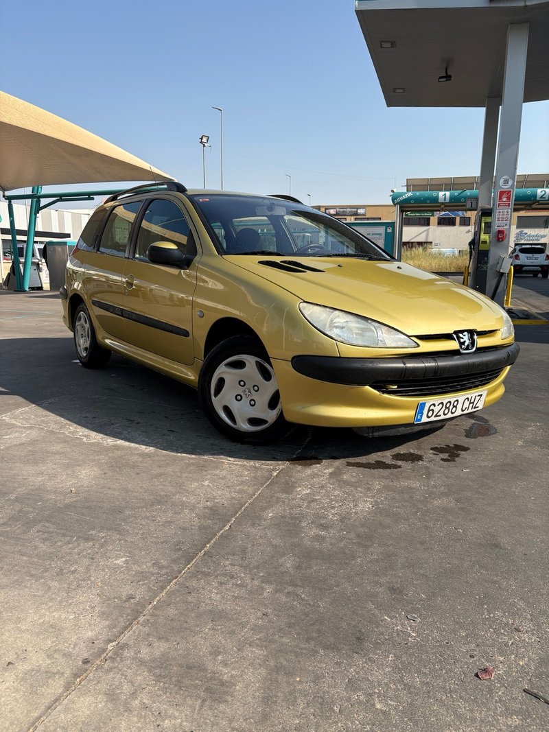 Peugeot 206 sw 2003 - foto 1