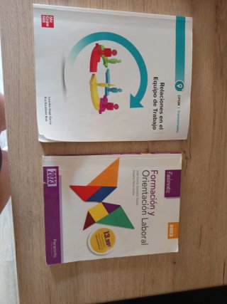LIBROS TCAE TODOS 130€
