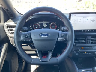 Ford Focus 1.0 Ecoboost MHEV 114kW ST-Line