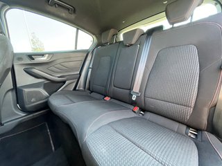 Ford Focus 1.0 Ecoboost MHEV 114kW ST-Line